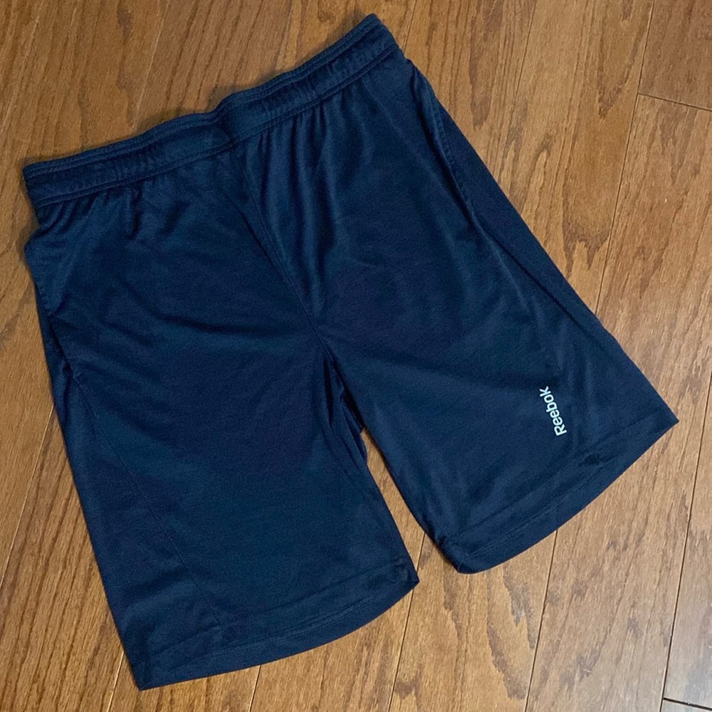 Reebok Men’s Navy Athletic Shorts - Size Large